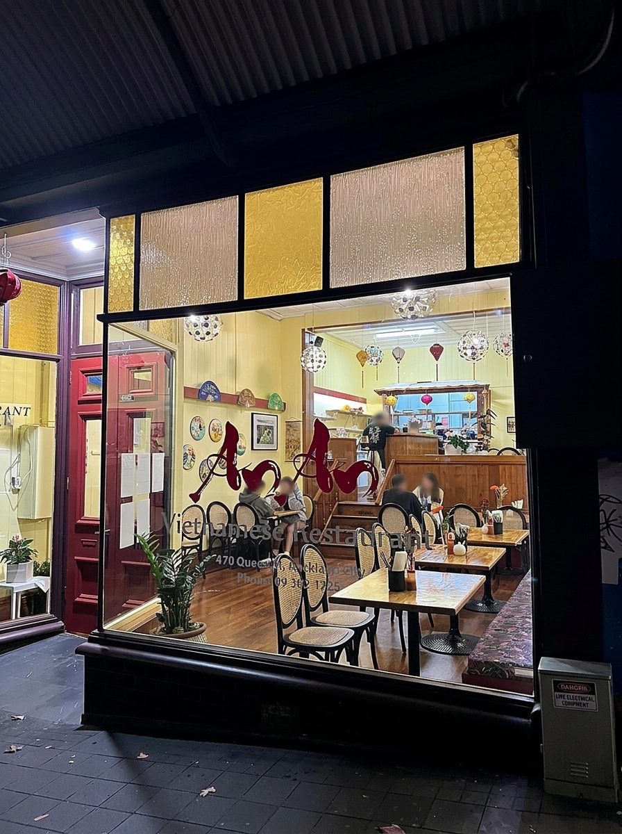 An An Vietnamese Restaurant storefront at 470 Queen Street
